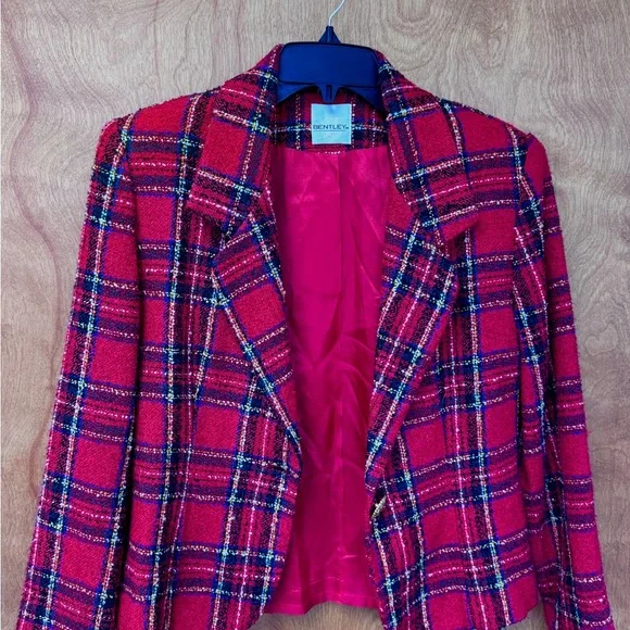 Vintage Bentley red plaid blazer. - Picture 7 of 7